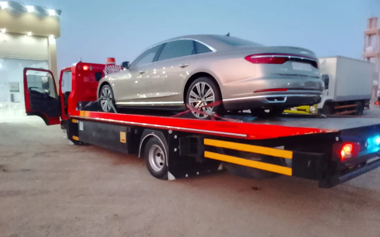 سطحة نقل سيارة من حي لآخر في جدة